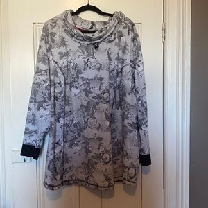 Pennington’s 4x cowl neck sweater